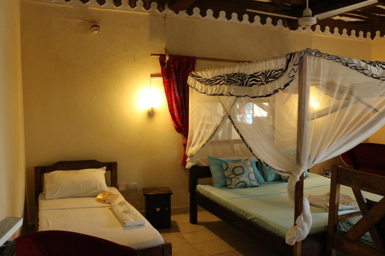 Room In Guest Room - A Wonderful Beach Property In Diani Beach Kenya Mombasa Exterior foto